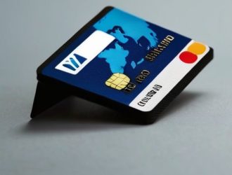 Бизнес-карта за границей: Как оптимизировать расходы и упростить управление финансами для предпринимателей