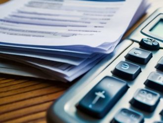 Кредиты по двум документам: Удобство и риски, которые стоит учитывать