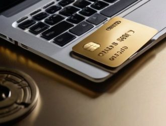 Золотая карта онлайн: Как оформить и не ошибиться в выборе банка?